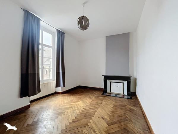 Appartement à vendre 119 460 € Sainte-Maure-de-Touraine 3 p 79 m² DPE D