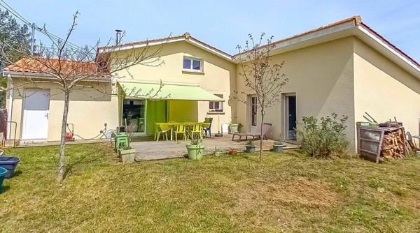 Maison avec garage attenant à 5 mn du Lac d'Hourtin