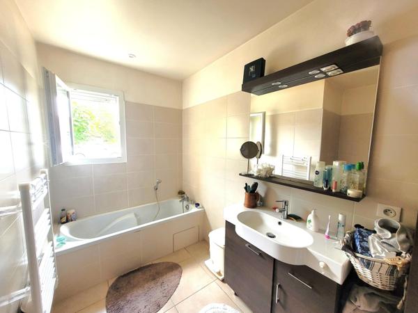 Maison avec garage attenant à 5 mn du Lac d'Hourtin