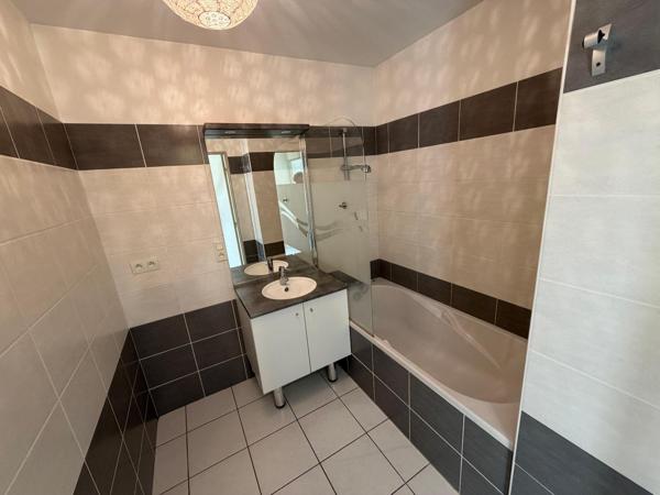 Appartement 3 pièce(s) 2 chambre(s) 66.53 m²