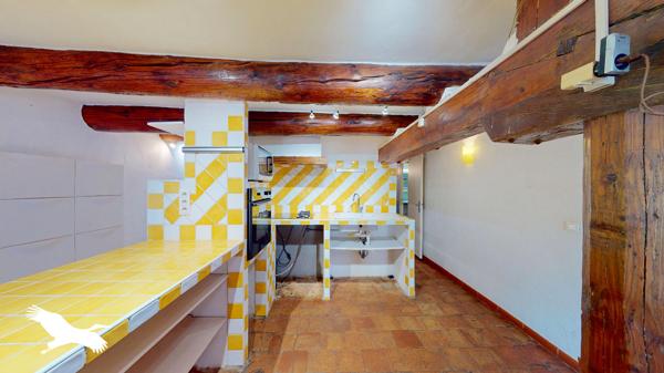Appartement 275 000 € Marseille 02 2 p 100 m² DPE B