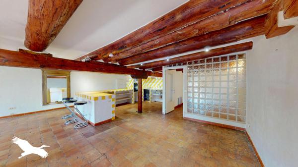 Appartement 275 000 € Marseille 02 2 p 100 m² DPE B