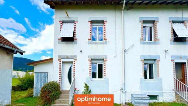 🏡 Maison mitoyenne de 125 m² – 4 chambres + greniers aménageables – Jardins + Garage – Saulxures-sur-Moselotte