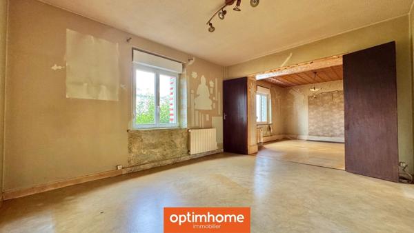 🏡 Maison mitoyenne de 125 m² – 4 chambres + greniers aménageables – Jardins + Garage – Saulxures-sur-Moselotte