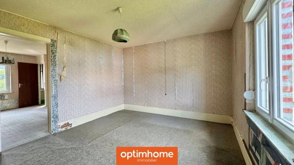 🏡 Maison mitoyenne de 125 m² – 4 chambres + greniers aménageables – Jardins + Garage – Saulxures-sur-Moselotte