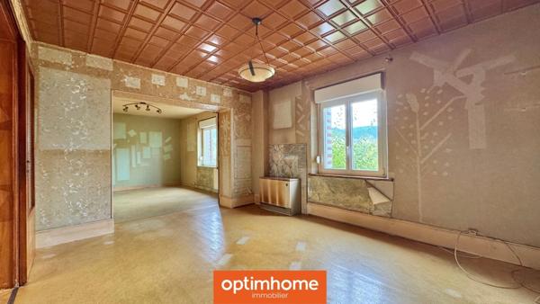 🏡 Maison mitoyenne de 125 m² – 4 chambres + greniers aménageables – Jardins + Garage – Saulxures-sur-Moselotte