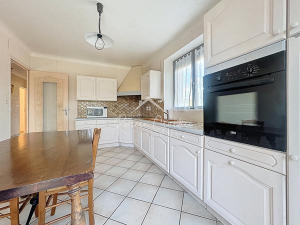 Millau (12100) MAISON TYPE 5 113 M² SUR TERRAIN DE 1529 M²