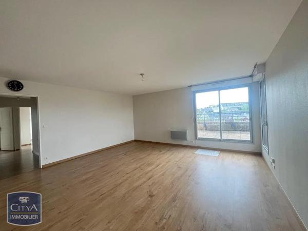 Appartement à louer 4 pièces 84.3m² Bourges (18000)