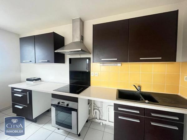 Appartement à louer 4 pièces 84.3m² Bourges (18000)