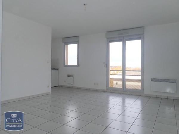 Appartement à louer 2 pièces 52.77m² Reims (51100)
