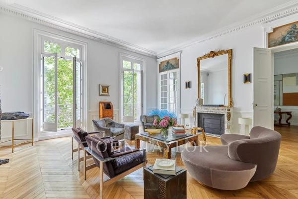 Jacquemart André / Parc Monceau - Superbe appartement de réception