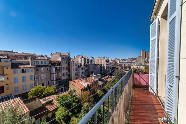 Appartement dernier étage 13001