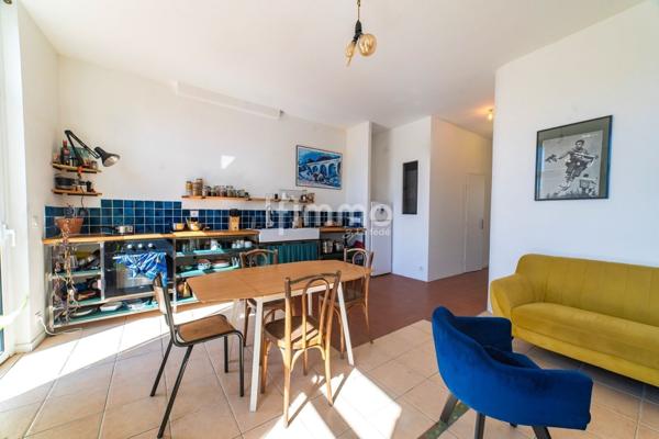 Appartement dernier étage 13001