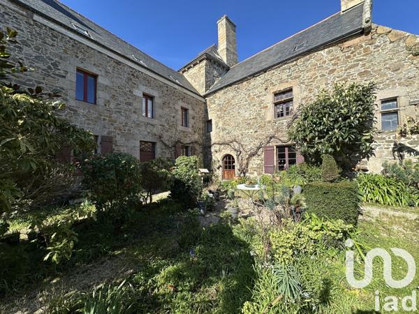 Manoir 17 pièces de 412 m² à Perros-Guirec (22700)