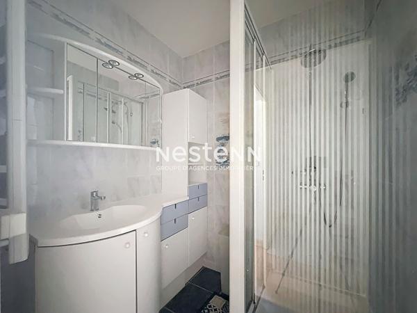 À louer T2 meublé en duplex de 43,83 m² avec terrasse, piscine et garage à Auch