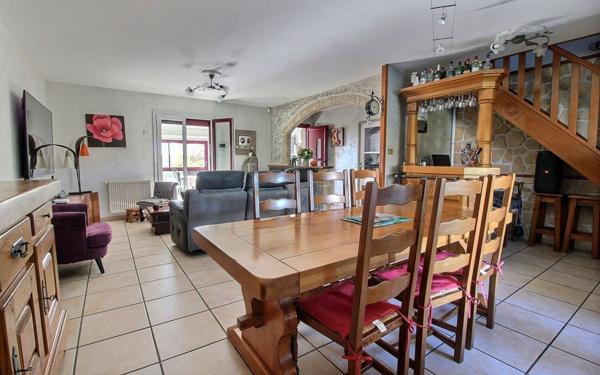 Maison à vendre    7 pièces •  Blanzy