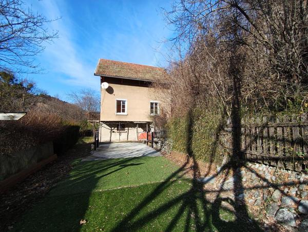 Maison 130 m² rénovée, 4 chambres, grand salon, garage