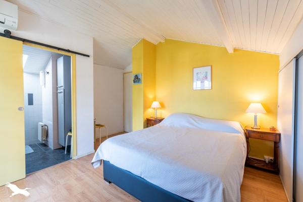 Maison à vendre |  Saint-Pierre-du-Mont |  5 pièces | 140 m²