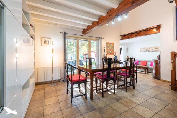Maison à vendre |  Saint-Pierre-du-Mont |  5 pièces | 140 m²
