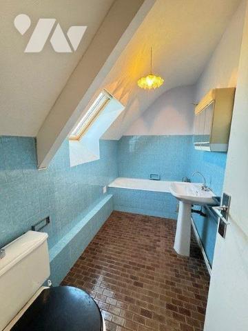 À vendre maison à ARZANO (29)

Axe QUIMPERLE - ARZANO. Maison en pierre exposée sud-est. Ce b...