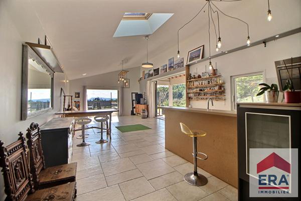 Maison 200 m² avec piscine à Mondragon