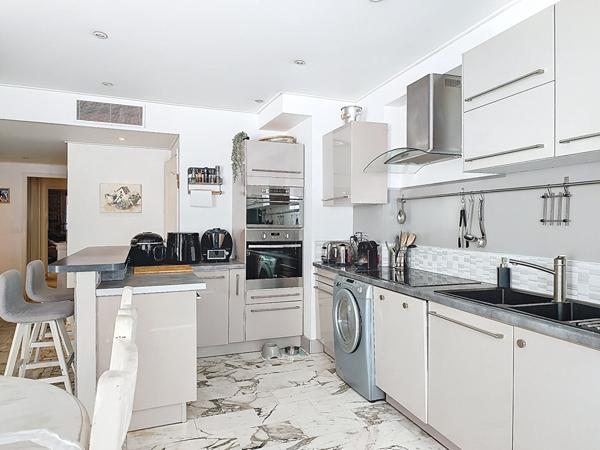 4 pièce(s) 76 m2 libération