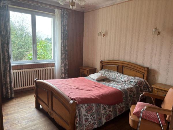 Maison à vendre à Langolen dans le Finistère (29510), ref : MAIS/1033   
Bourg