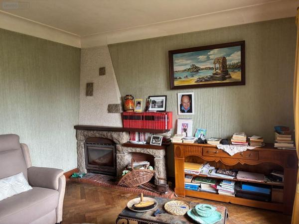 Maison à vendre à Langolen dans le Finistère (29510), ref : MAIS/1033   
Bourg