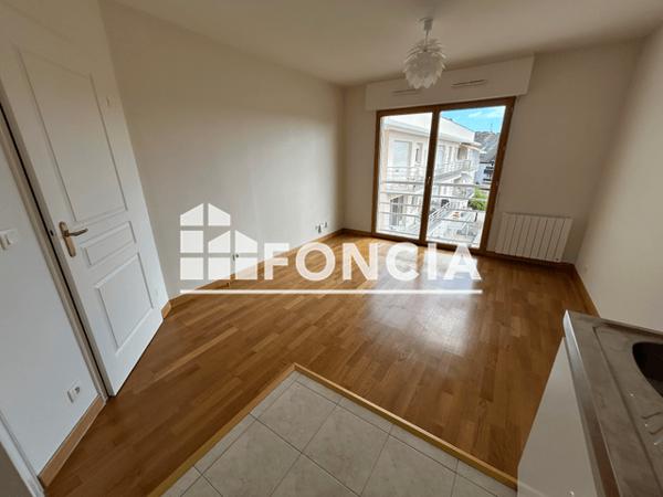 Location Studio 22.91 m² - 27 RUE RICHARD LENOIR Caen 14000