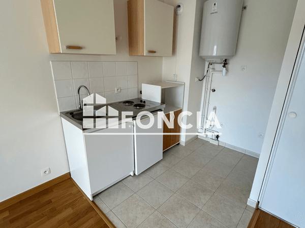Location Studio 22.91 m² - 27 RUE RICHARD LENOIR Caen 14000