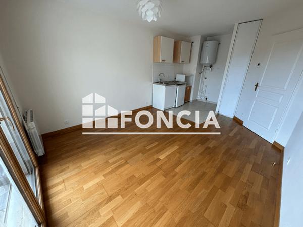 Location Studio 22.91 m² - 27 RUE RICHARD LENOIR Caen 14000