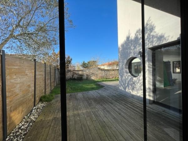 A LOUER MAISON TYPE 5 - LA ROCHELLE / MARSILLY