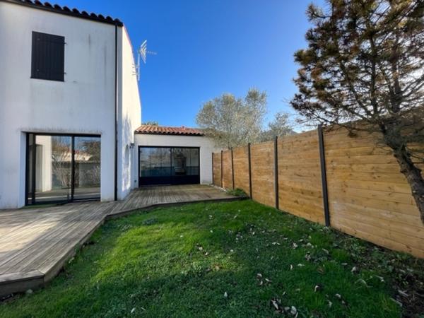 A LOUER MAISON TYPE 5 - LA ROCHELLE / MARSILLY