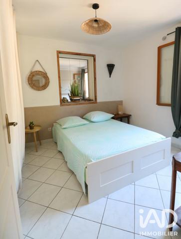Maison à vendre 13 pièces 255 m² Pierrefeu-du-Var