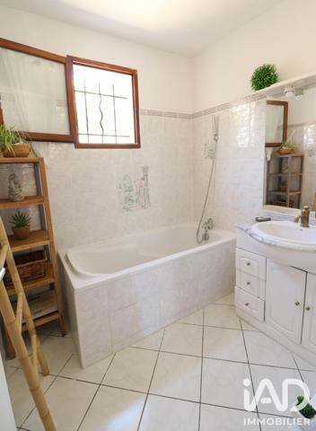 Maison à vendre 13 pièces 255 m² Pierrefeu-du-Var