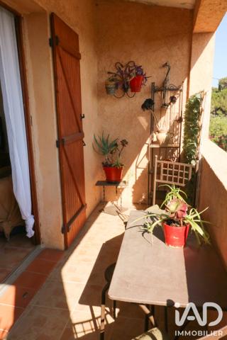 Maison à vendre 13 pièces 255 m² Pierrefeu-du-Var