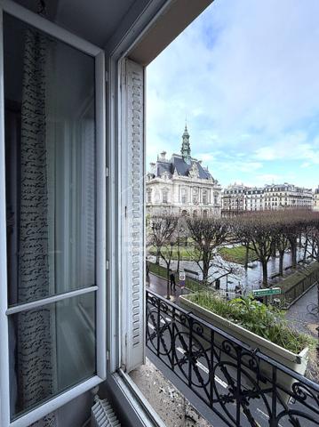 Appartement 3 pièces - Vue mairie