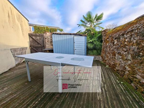 A VENDRE en EXCLUSIVITE aux Herbiers, maison de 130 m2 avec 4 chambres et 1 bureau sur une parcelle de 125 m2