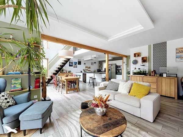 Maison à vendre 525 000 € Guilers 6 p 142 m² DPE A