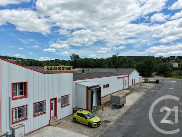 à vendre  1800 m 2   ALES  - 30