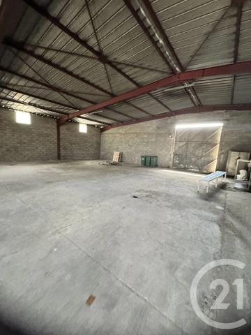 à vendre  1800 m 2   ALES  - 30