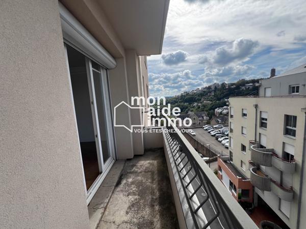 Appartement T3 avec balcons, cave et place de parking