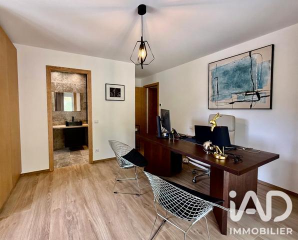 Maison à vendre 13 pièces 250 m² La Garde-Freinet
