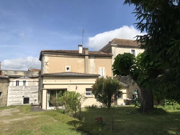 Maison à vendre |  Barbezieux-Saint-Hilaire |  7 pièces | 152 m²