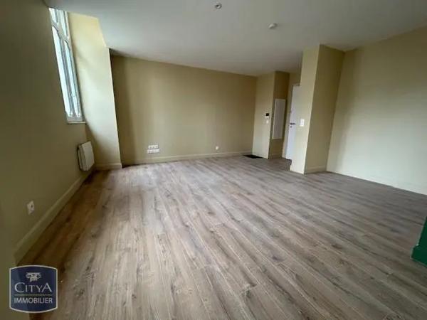 Appartement à louer 1 pièce 32.44m² Vichy (03200)