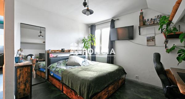 À vendre Maison 9 pièces 160 m² - Mantes-la-ville 78711