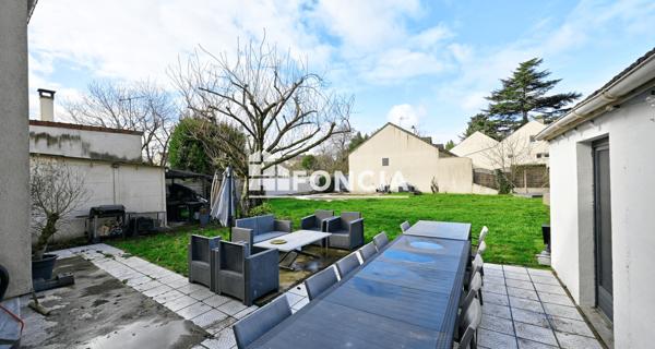 À vendre Maison 9 pièces 160 m² - Mantes-la-ville 78711