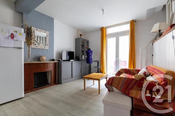 Maison à vendre  3 pièces - 75 m 2   PEZENAS  - 34