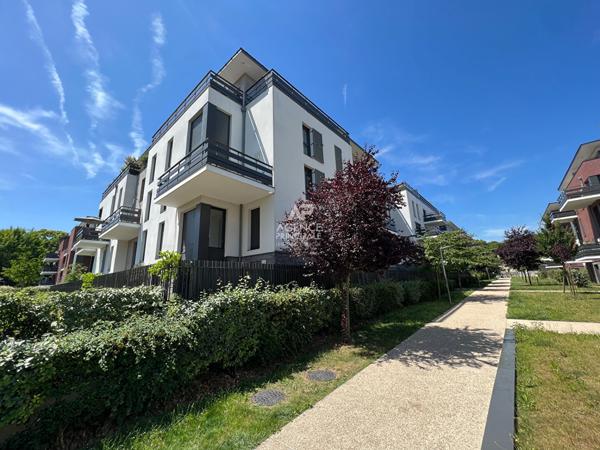 Appartement Pontoise 2 pièce(s) 42.90 m2 196 000 € **  - Référence  11274