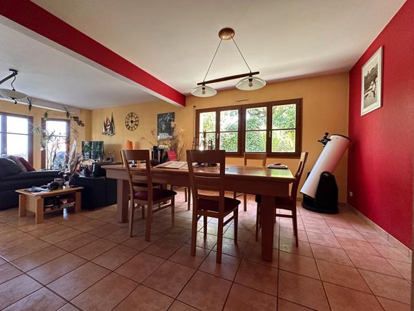 Appartement - 4 pièces - 121 m²